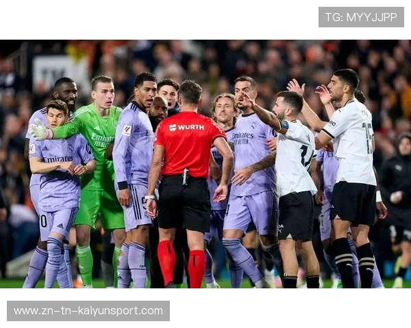 维修斯罚丢点球平静离场，皇马4比0大胜瓦伦西亚，皇马对瓦伦西亚视频直播