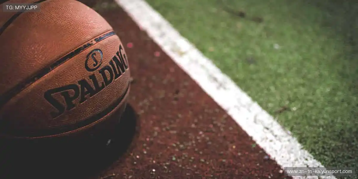 🎧赛事解说，声临其境！大咖解读，深度解析比赛战术🎙️