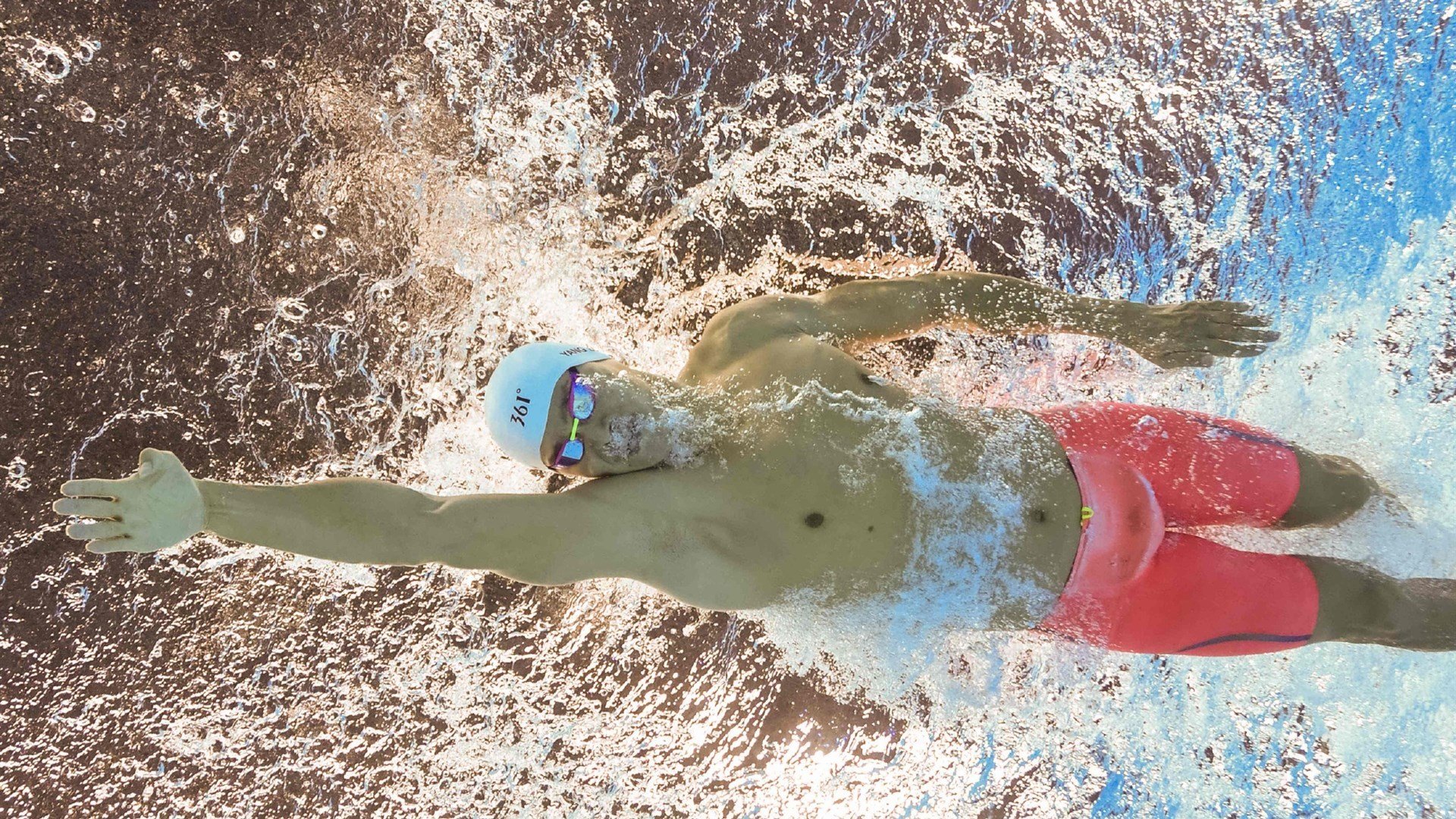 开云体育在线下载-H队小组出线悬念持续，最后一轮见分晓，hle队员